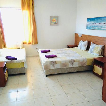 Hotel Kъща За Гости Липите Sinemoretz Esterno foto