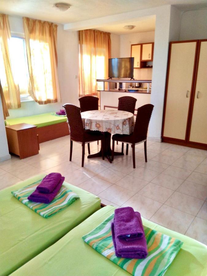 Hotel Kъща За Гости Липите Sinemoretz Esterno foto