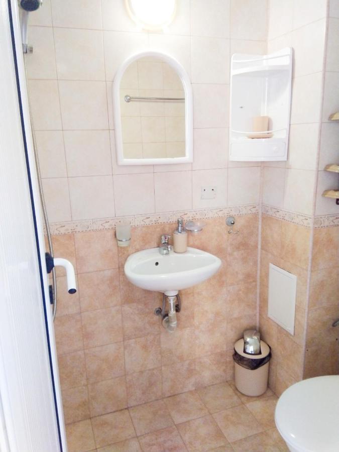 Hotel Kъща За Гости Липите Sinemoretz Esterno foto