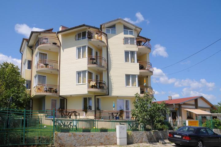 Hotel Kъща За Гости Липите Sinemoretz Esterno foto